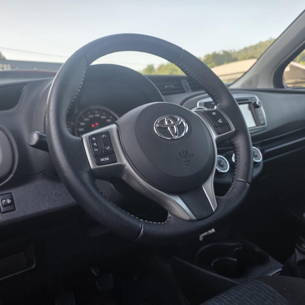 toyota-yaris-2013-gasolina-998cc
