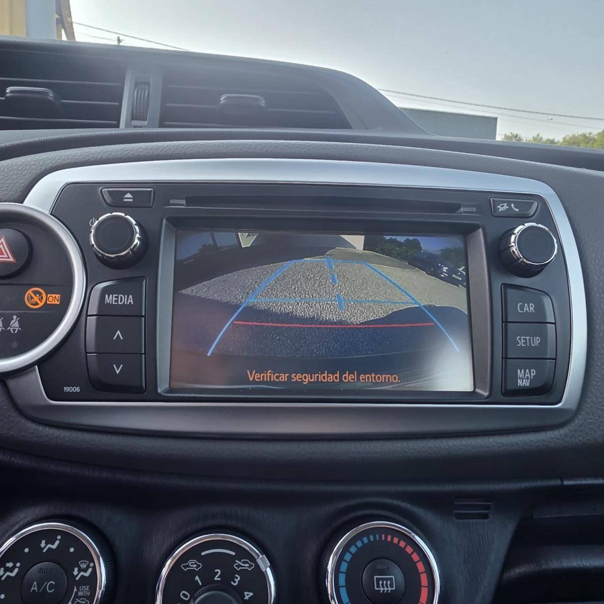 toyota-yaris-2013-gasolina-998cc