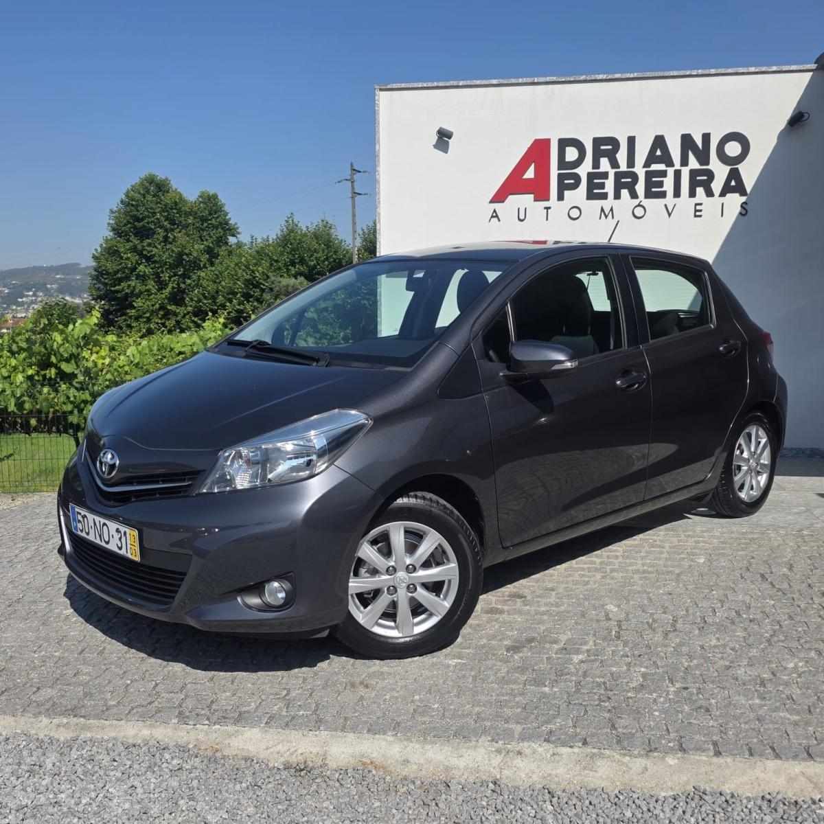 toyota-yaris-2013-gasolina-998cc