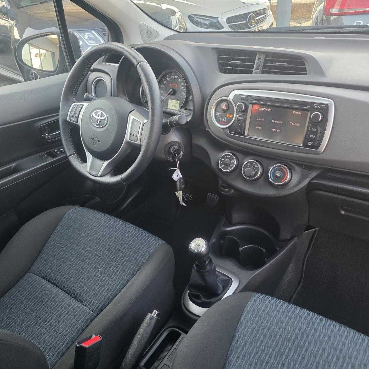 toyota-yaris-2013-gasolina-998cc