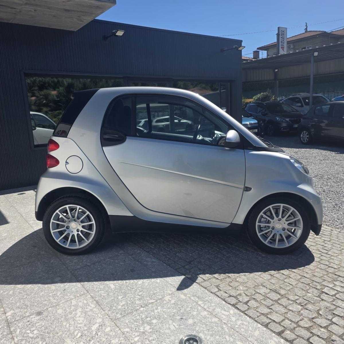 smart-fortwo-2010-gasolina-999cc