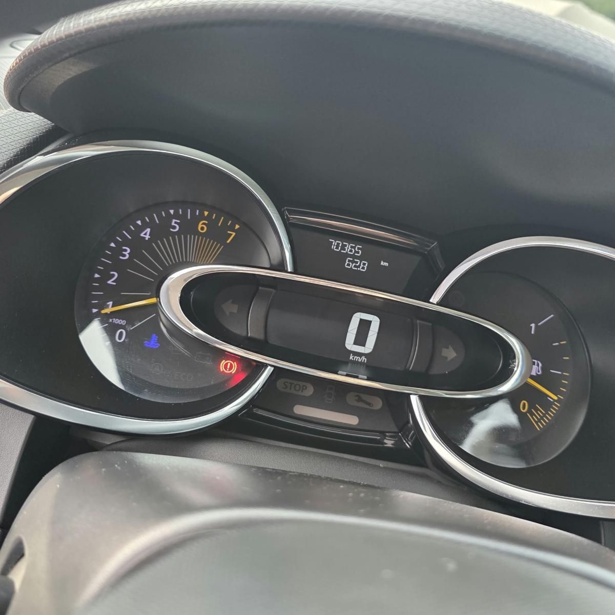 renault-clio-sport-tourer-2015-gasolina-898cc