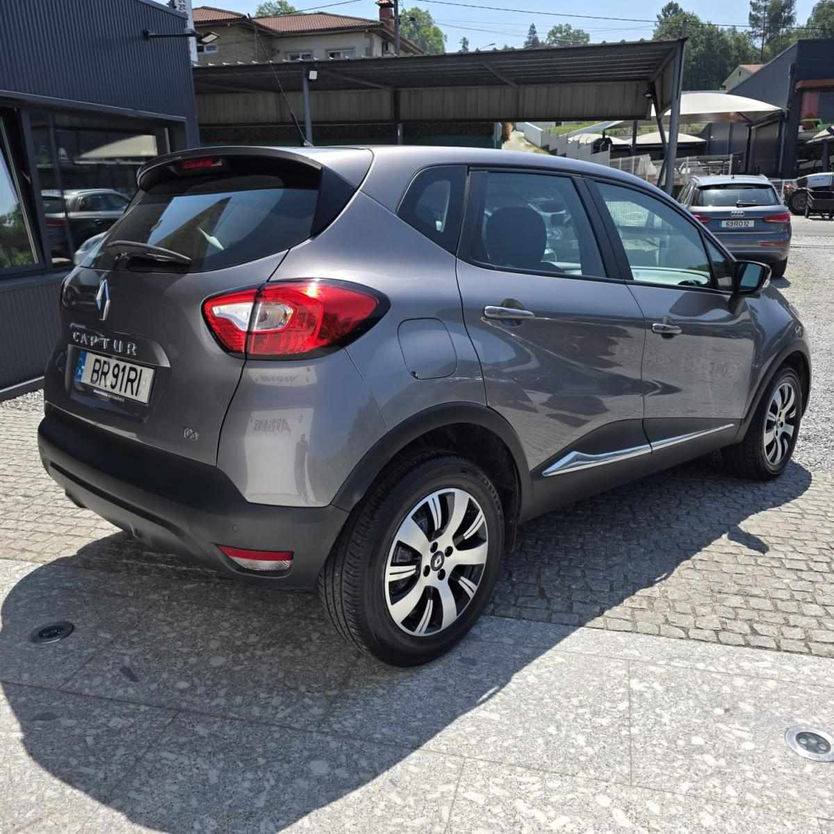 renault-captur-2016-gasolina-1197cc