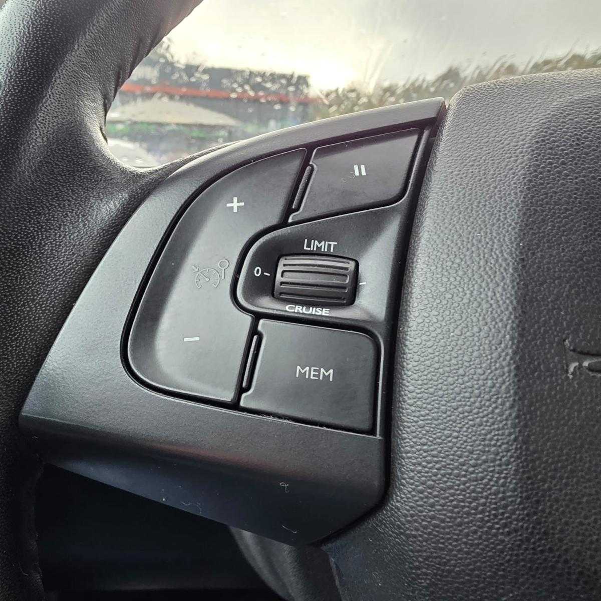 citroen-c4-cactus-2019-gasolina-1199cc