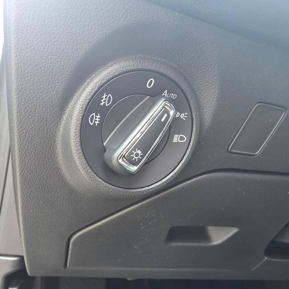 seat-leon-st-2014-diesel-1598cc