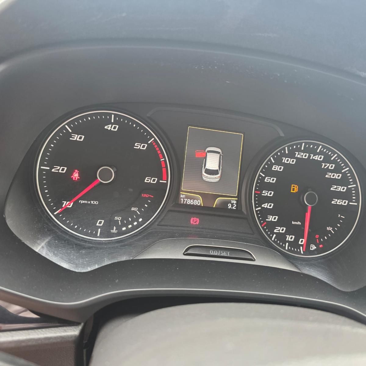 seat-leon-st-2014-diesel-1598cc
