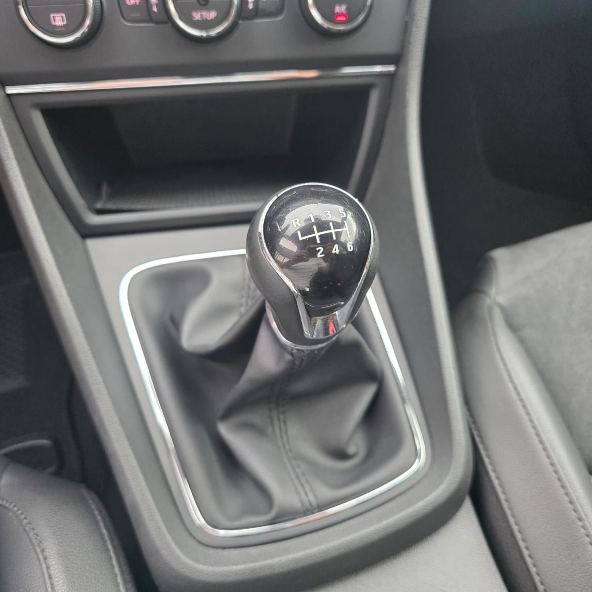 seat-leon-st-2014-diesel-1598cc