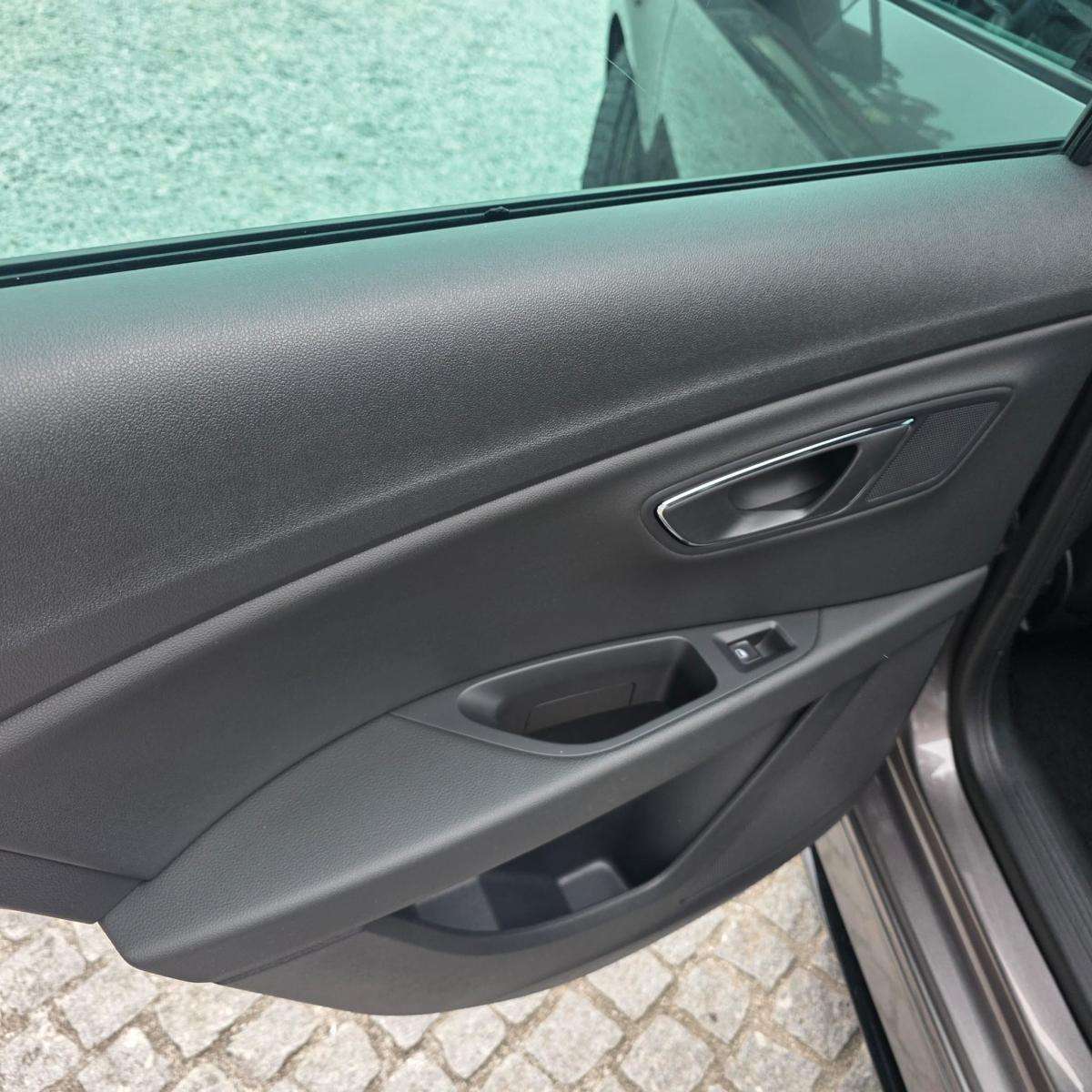 seat-leon-st-2014-diesel-1598cc