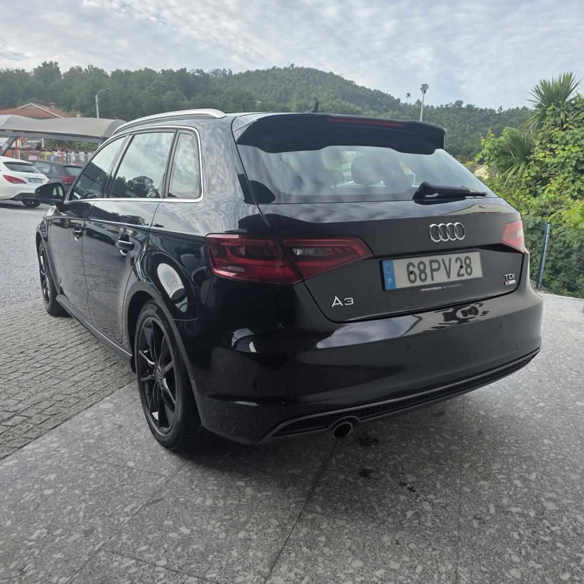 audi-a3-sportback-2015-diesel-1598cc