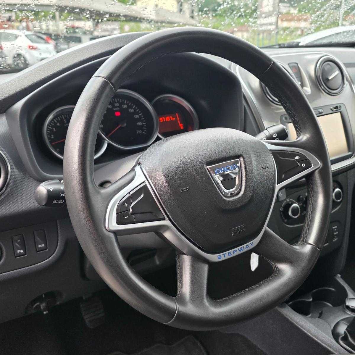 dacia-sandero-2018-gasolina-898cc