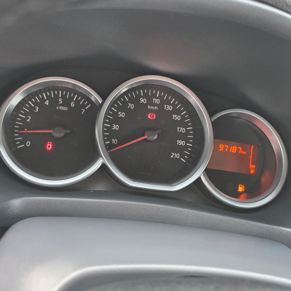 dacia-sandero-2018-gasolina-898cc