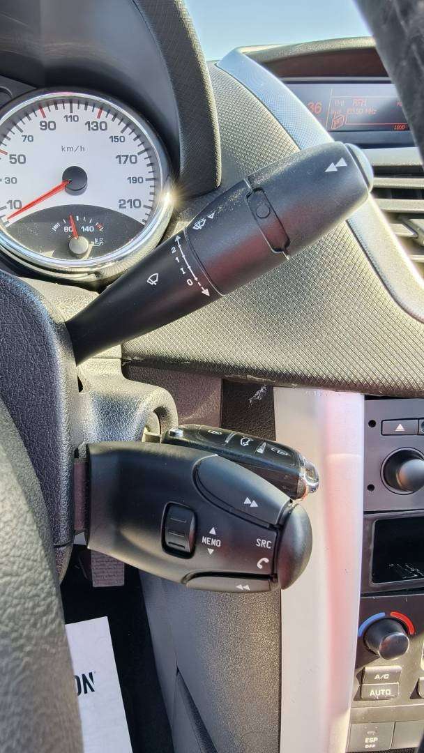 peugeot-207-cc-2008-diesel-1560cc