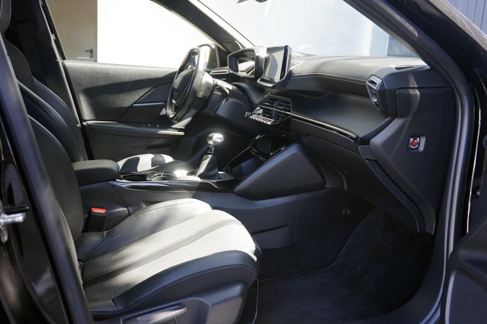 peugeot-2008-2020-gasolina-1199cc