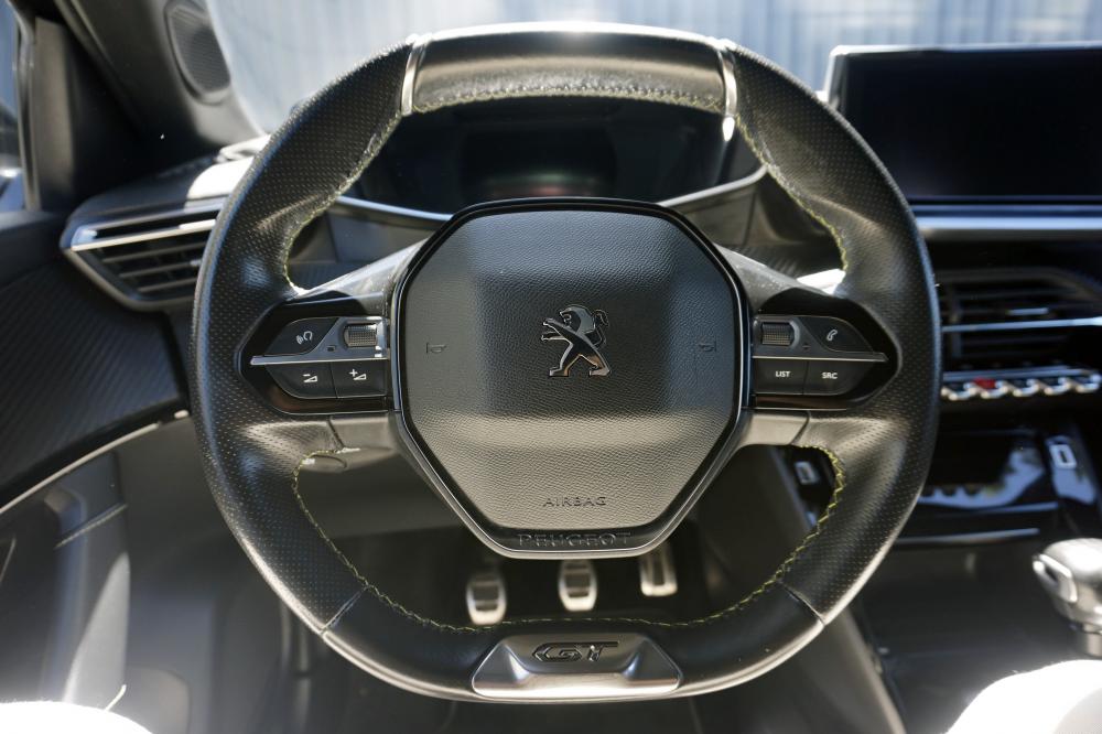 peugeot-2008-2020-gasolina-1199cc