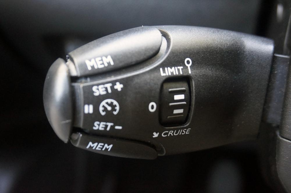 peugeot-2008-2020-gasolina-1199cc