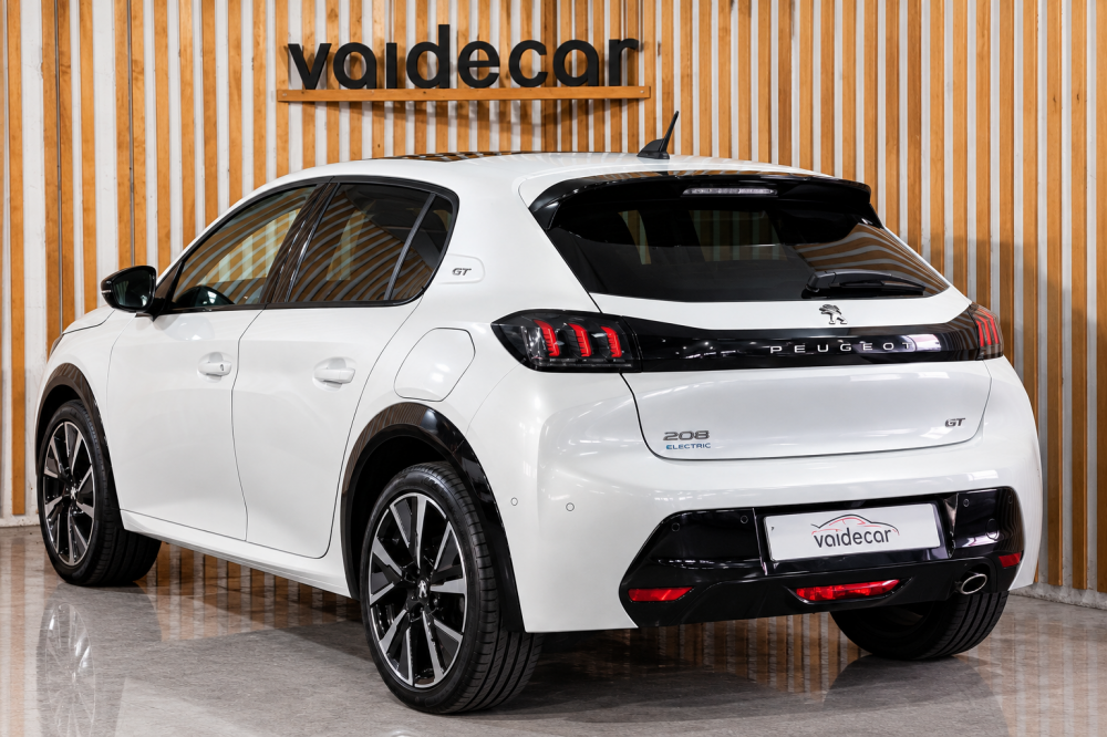peugeot-208-2021-gasolina-1199cc
