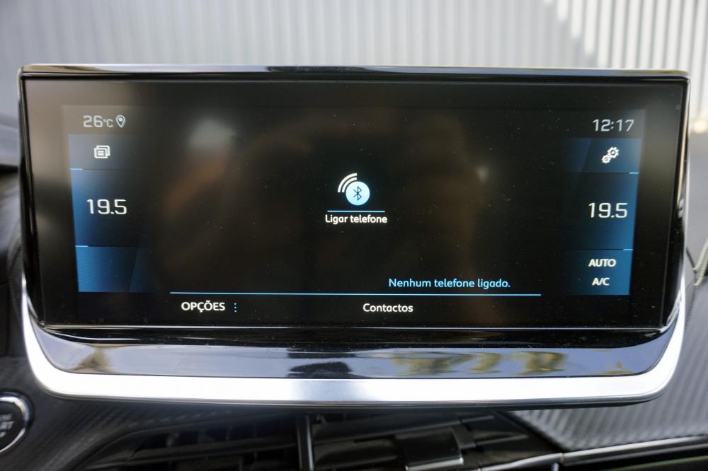 peugeot-2008-2021-gasolina-1199cc