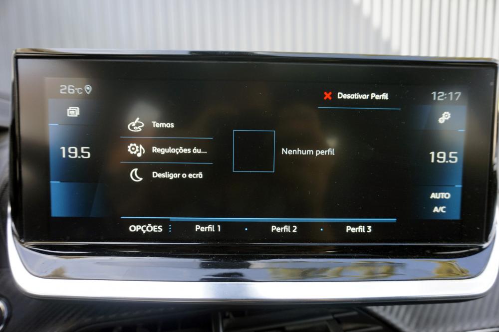 peugeot-2008-2021-gasolina-1199cc