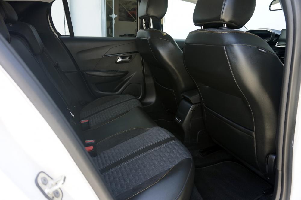 peugeot-208-2021-gasolina-1199cc