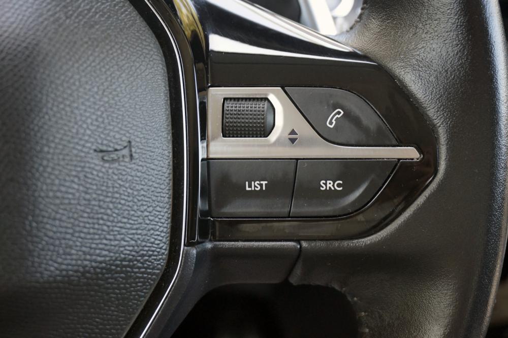 peugeot-208-2021-gasolina-1199cc