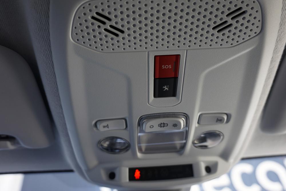peugeot-208-2021-gasolina-1199cc
