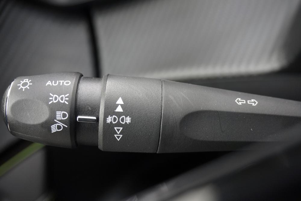 peugeot-2008-2020-gasolina-1199cc