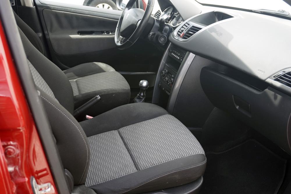 peugeot-207-2011-gasolina-1397cc