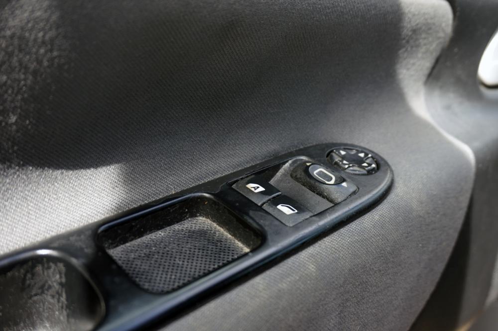 peugeot-207-2011-gasolina-1397cc
