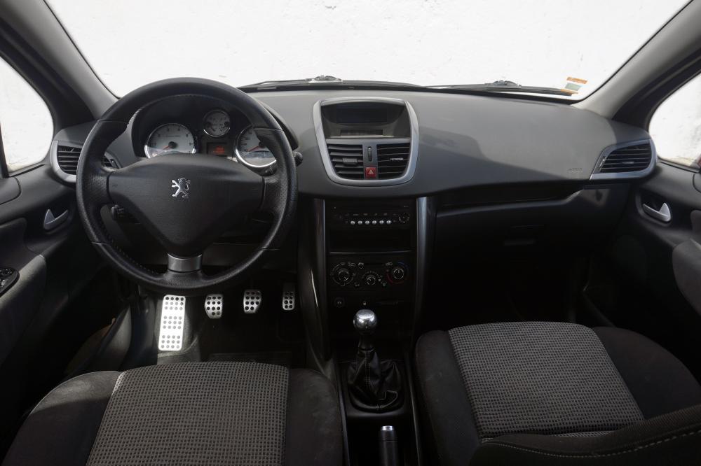 peugeot-207-2011-gasolina-1397cc