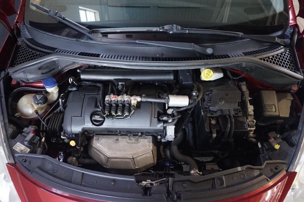 peugeot-207-2011-gasolina-1397cc