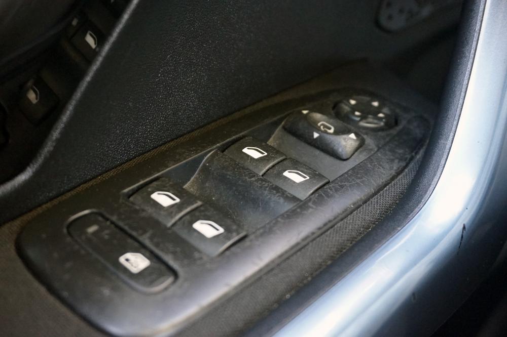 peugeot-208-2012-diesel-1398cc