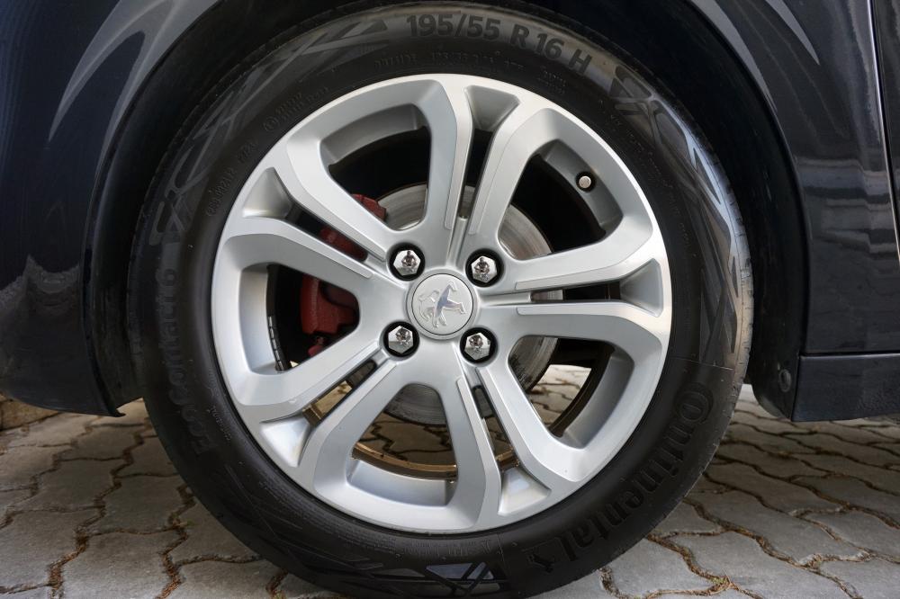 peugeot-208-2012-diesel-1398cc