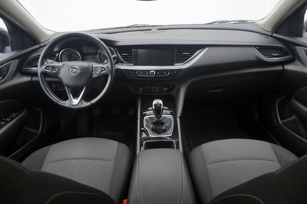 opel-insignia-grand-sport-2018-diesel-1598cc