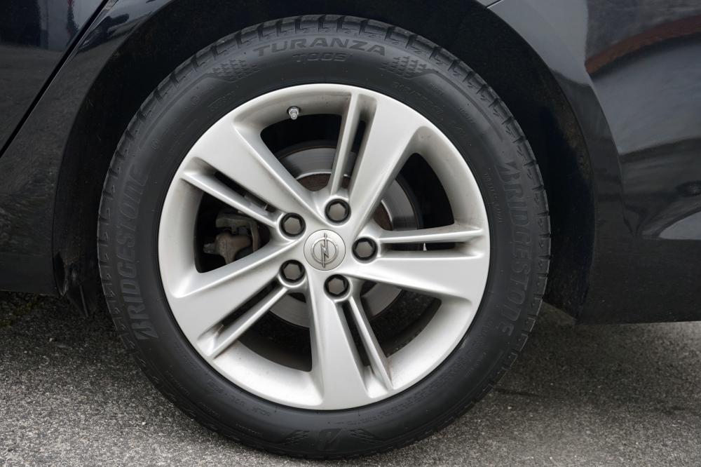 opel-insignia-grand-sport-2018-diesel-1598cc