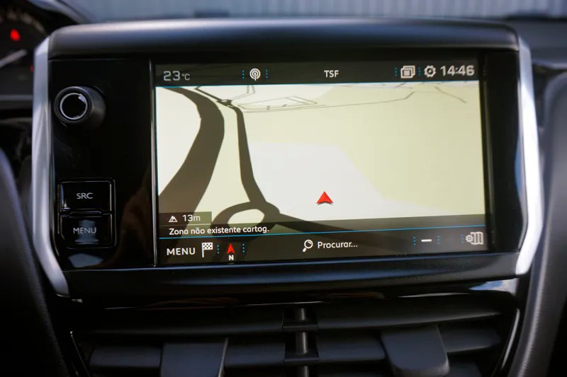peugeot-208-2019-diesel-1499cc