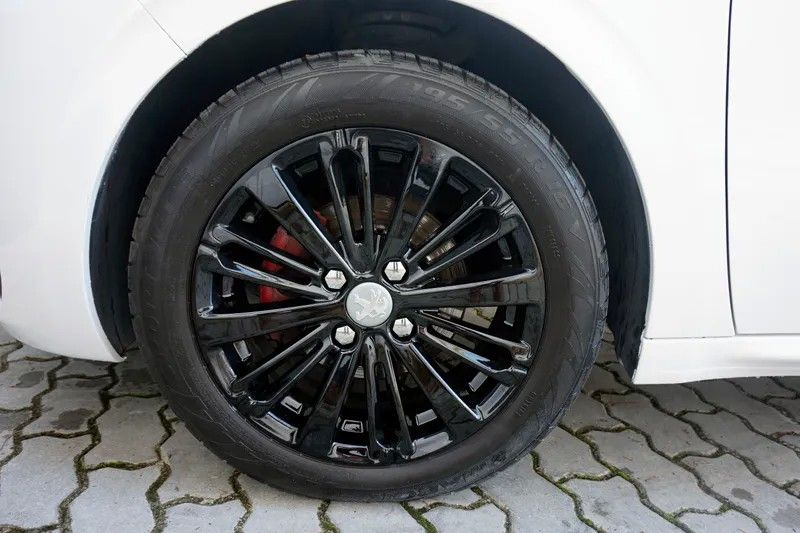 peugeot-208-2019-diesel-1499cc