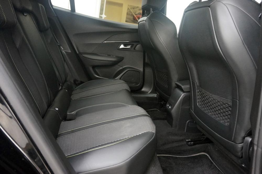 peugeot-e-2008-2025-eletrico-0cc