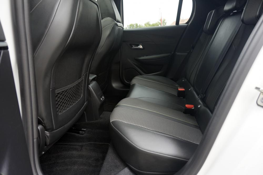 peugeot-208-2021-gasolina-1199cc