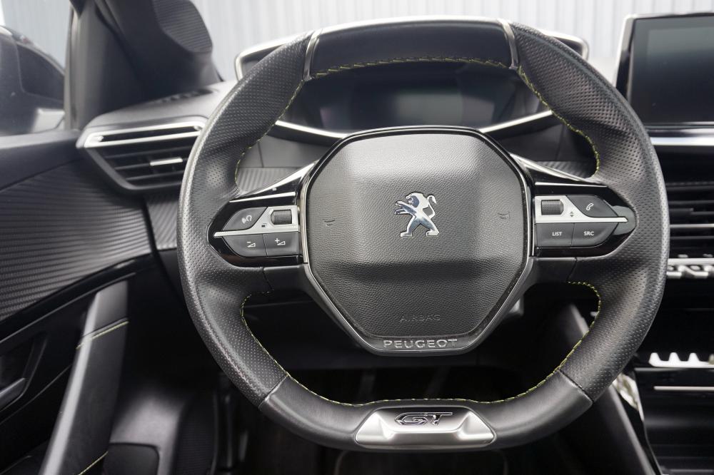 peugeot-208-2021-gasolina-1199cc