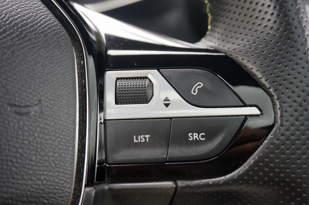 peugeot-208-2021-gasolina-1199cc