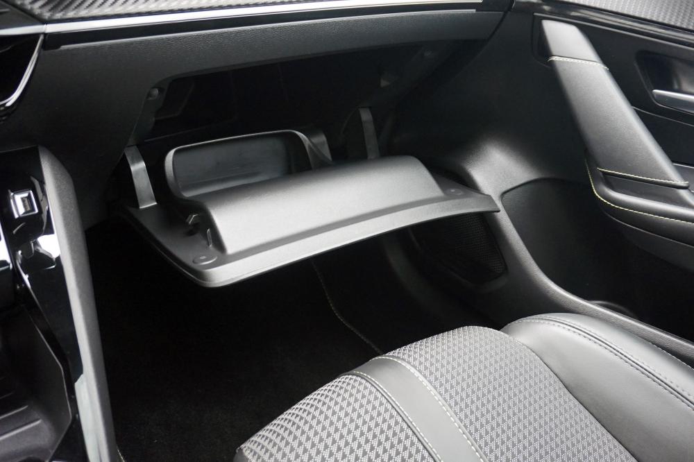 peugeot-208-2021-gasolina-1199cc