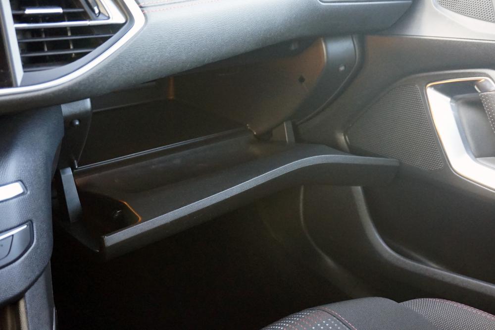 peugeot-308-sw-2018-gasolina-1199cc