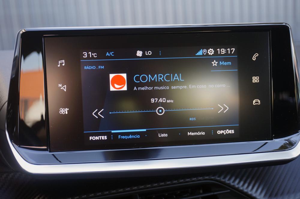 peugeot-208-2020-gasolina-1199cc