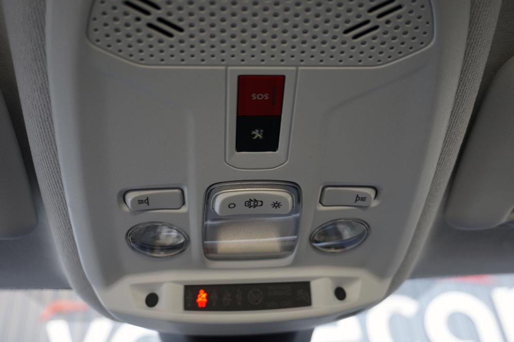 peugeot-208-2020-gasolina-1199cc