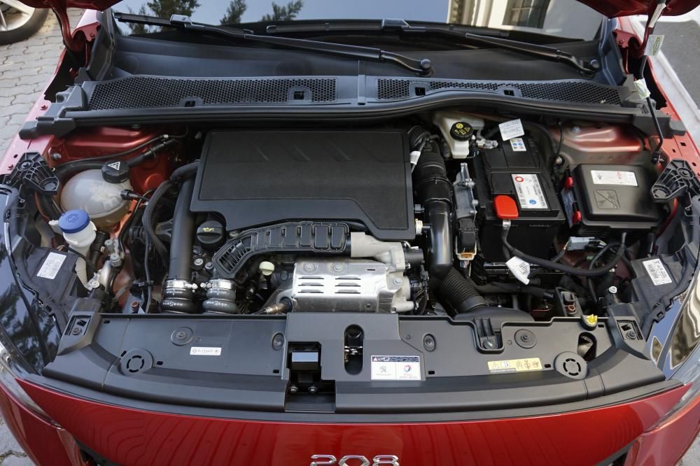 peugeot-208-2020-gasolina-1199cc