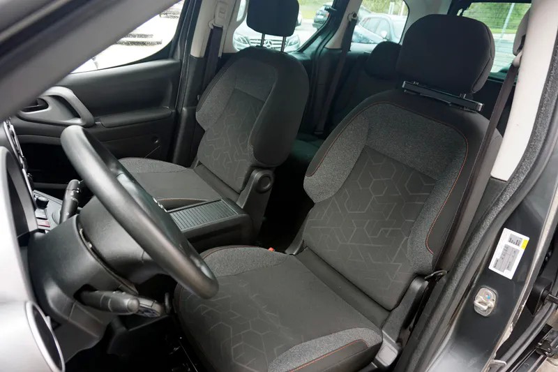 peugeot-partner-2017-gasolina-1199cc