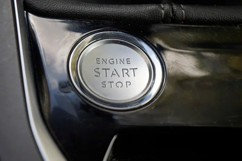 peugeot-308-2019-gasolina-1199cc
