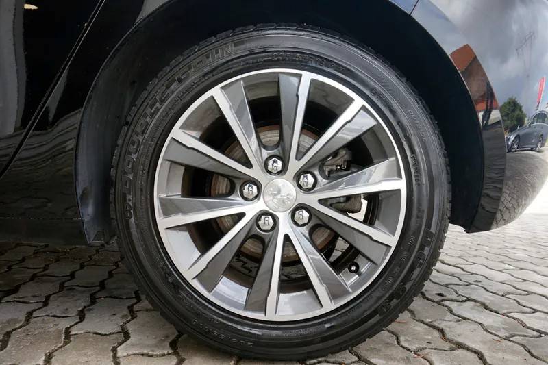 peugeot-308-2019-gasolina-1199cc
