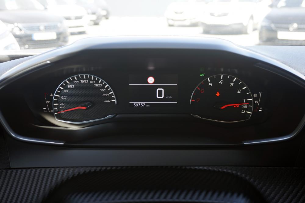 peugeot-2008-2021-gasolina-1199cc