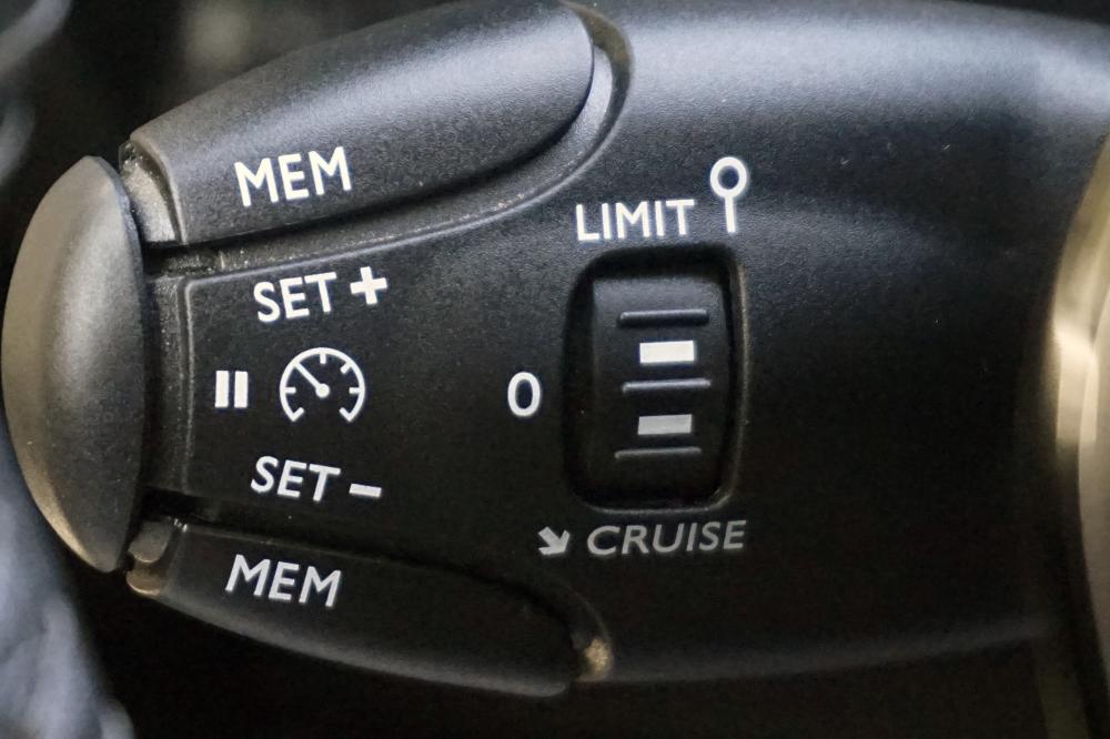 peugeot-2008-2021-gasolina-1199cc